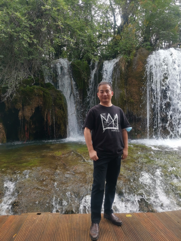 任君君的第一张照片--温州相亲服务中心