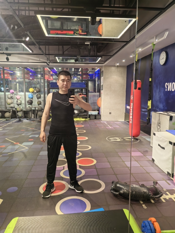 哈哈哈哈哈的第一张照片--温州相亲服务中心