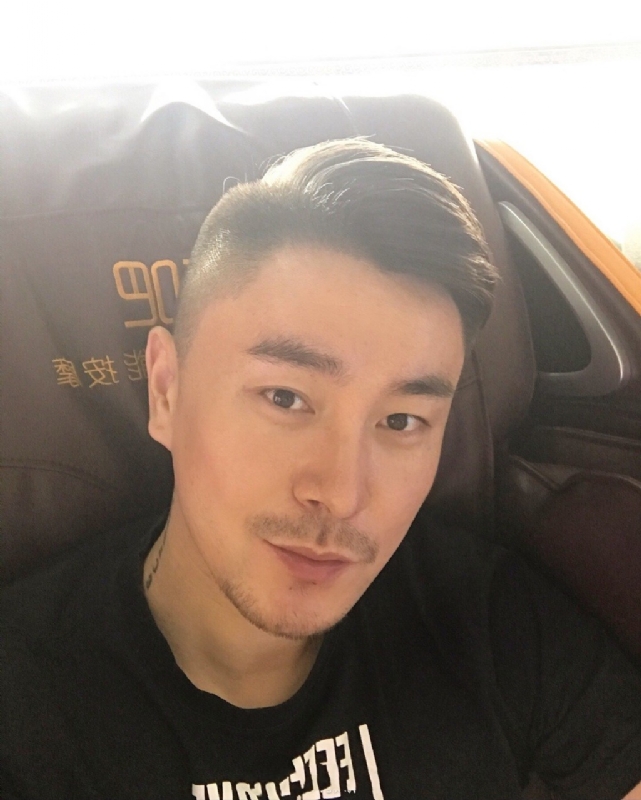 郑Sir的第二张照片--温州相亲服务中心