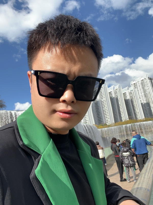 子阳的第一张照片--温州相亲服务中心