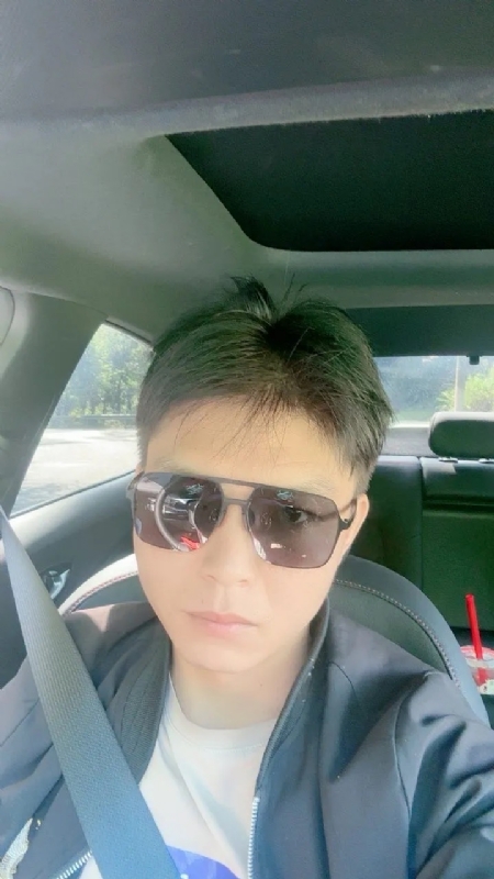 怀念的第一张照片--温州相亲服务中心