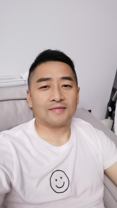 向阳而生的第一张照片--温州相亲服务中心