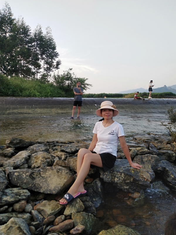 雪儿的第一张照片--温州相亲服务中心