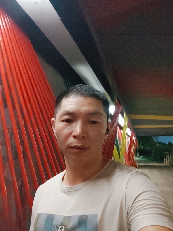 夜猫的第一张照片--温州相亲服务中心