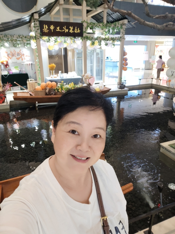 丁姐爱生活的第三张照片--温州相亲服务中心