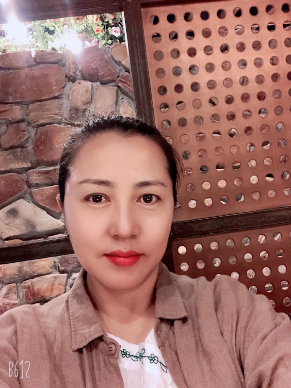 雲雲的第一张照片--温州相亲服务中心