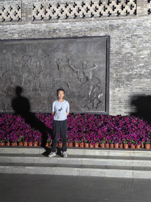 威风凛凛的第一张照片--温州相亲服务中心