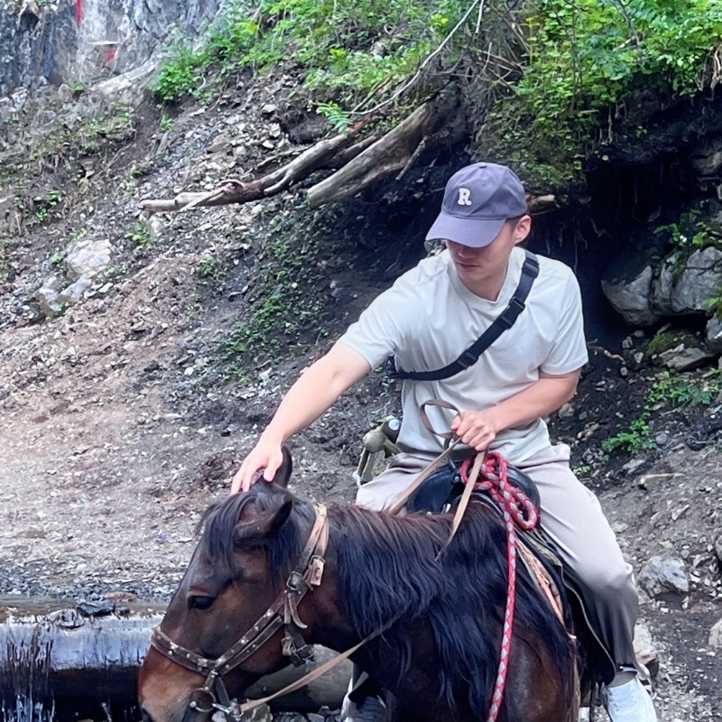 蓦然回首的第二张照片--温州相亲服务中心