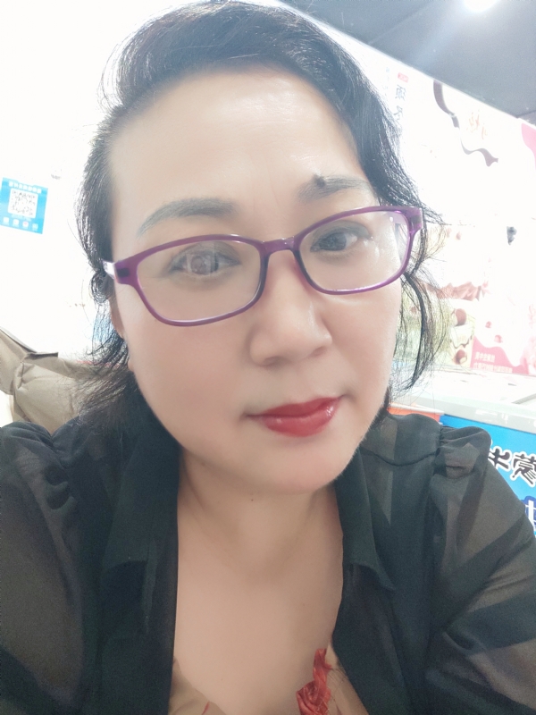 娜财娜福的第一张照片--温州相亲服务中心