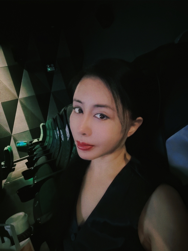 Moon的第一张照片--温州相亲服务中心