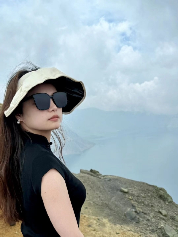 随梦的第一张照片--温州相亲服务中心