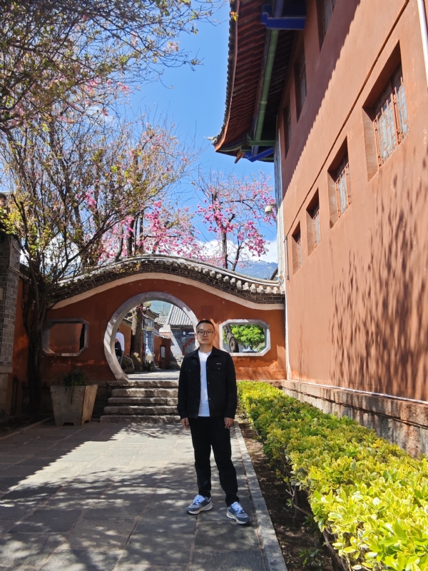 简单的第一张照片--温州相亲服务中心