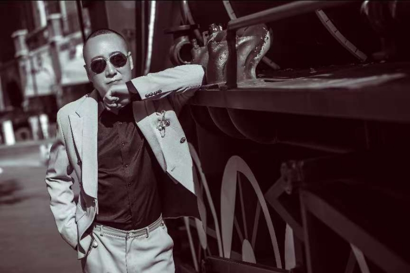 孤独燃烧的第一张照片--温州相亲服务中心