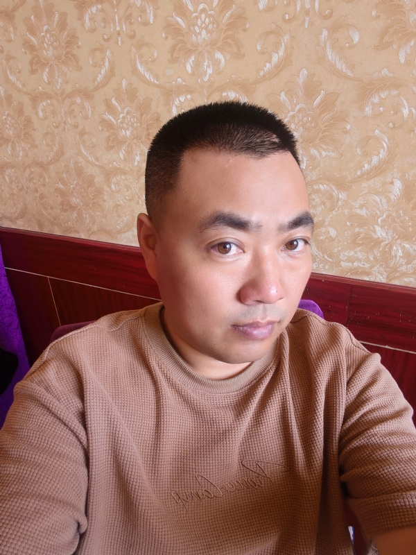 擦亮眼睛向前看的第二张照片--温州相亲服务中心