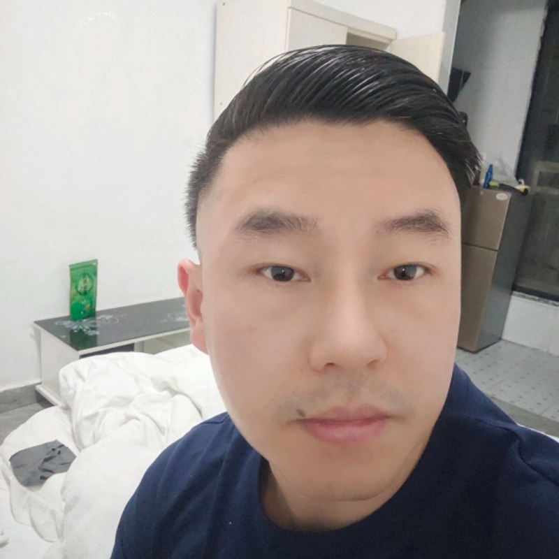 Poluk秦的第一张照片--温州相亲服务中心