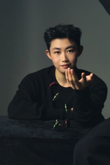 阳阳的第一张照片--温州相亲服务中心