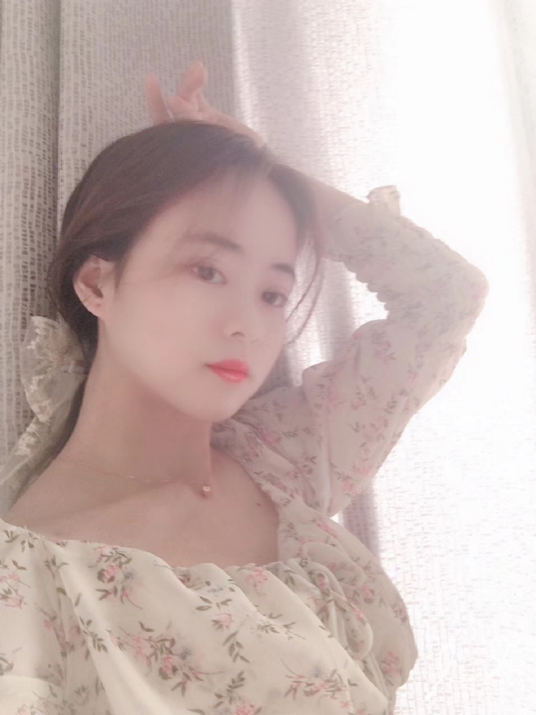 泡芙的第五张照片--温州相亲服务中心