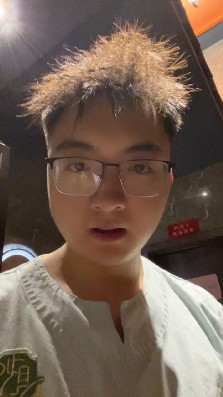 成熟稳重的男士的第一张照片--温州相亲服务中心