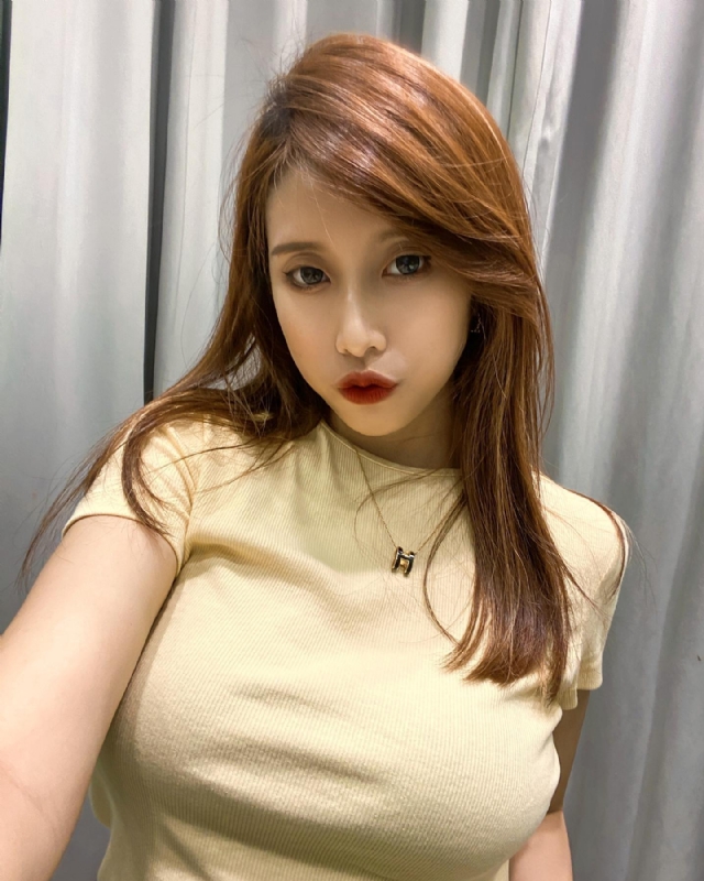 Emily的第一张照片--温州相亲服务中心