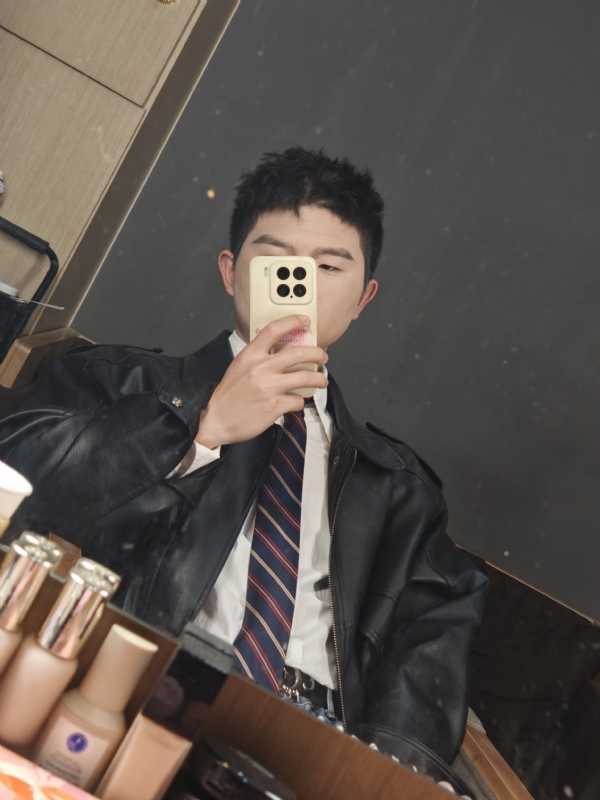 郝天翔的第一张照片--温州相亲服务中心