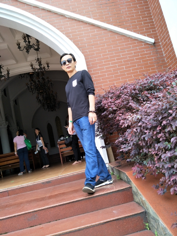 易进的第二张照片--温州相亲服务中心