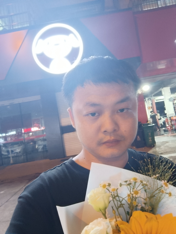 小陈的第一张照片--温州相亲服务中心