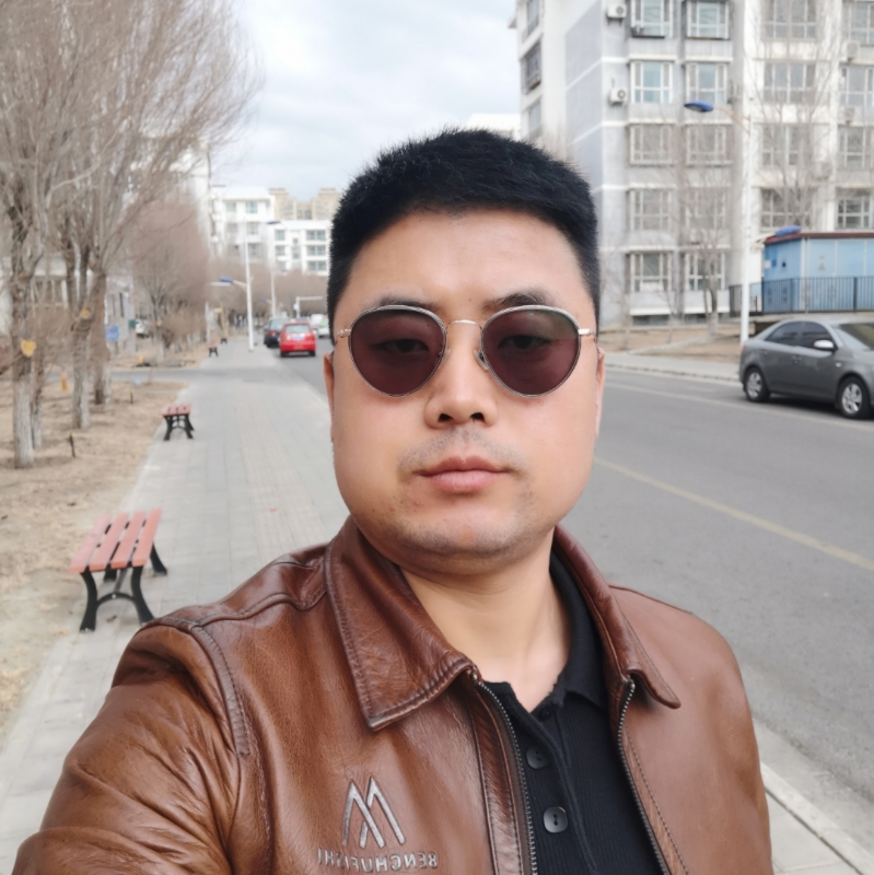 月下听风的第一张照片--温州相亲服务中心