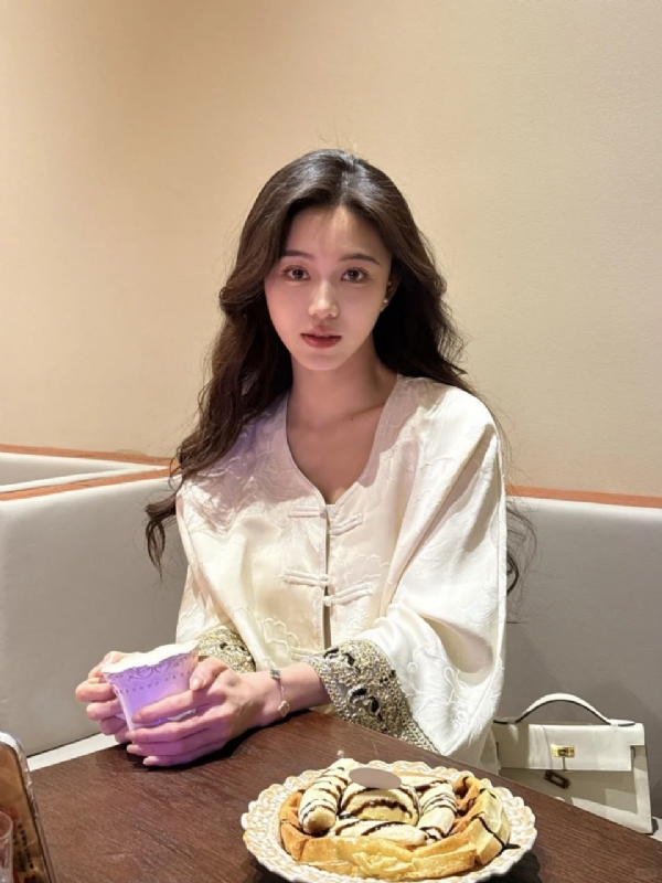 Anna的第二张照片--温州相亲服务中心