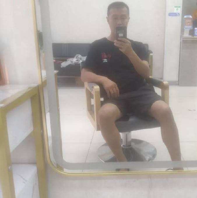 闫杰的第一张照片--温州相亲服务中心