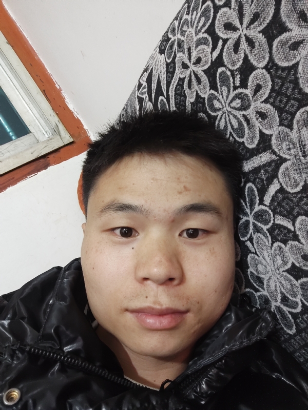 麒麟区幼儿园扛把子的第三张照片--温州相亲服务中心