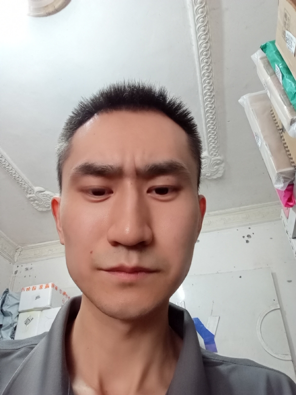 西门吹雪的第一张照片--温州相亲服务中心