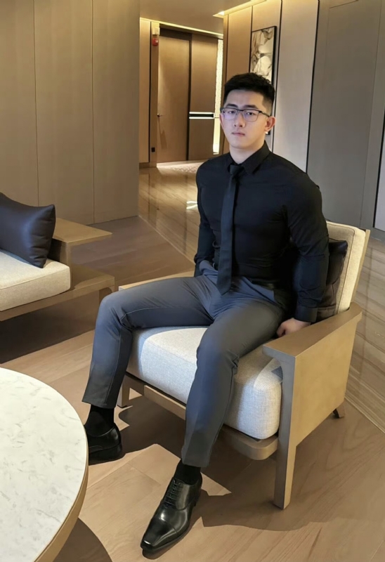 李寒外改英文可家的第一张照片--温州相亲服务中心