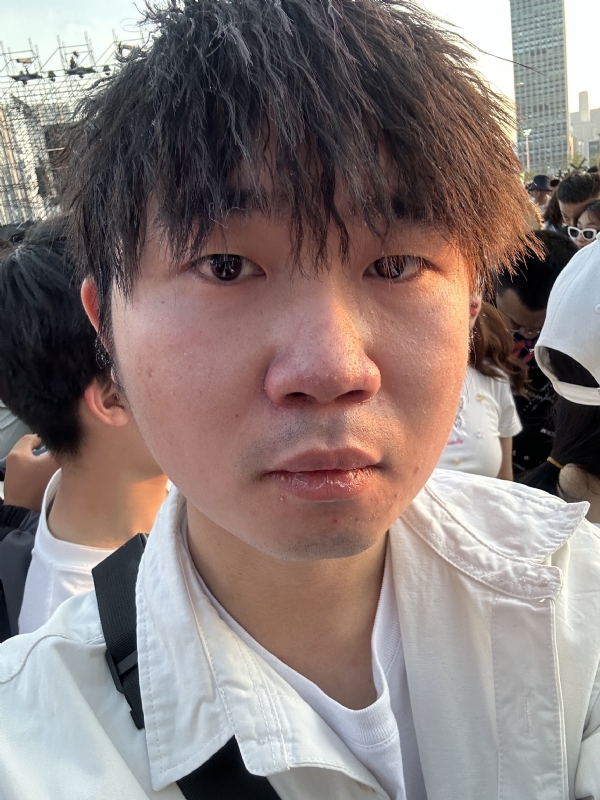 会修电脑的小杨的第一张照片--温州相亲服务中心