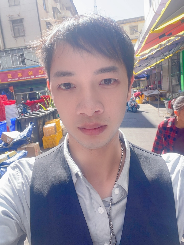 zengwanyou1995的第一张照片--温州相亲服务中心