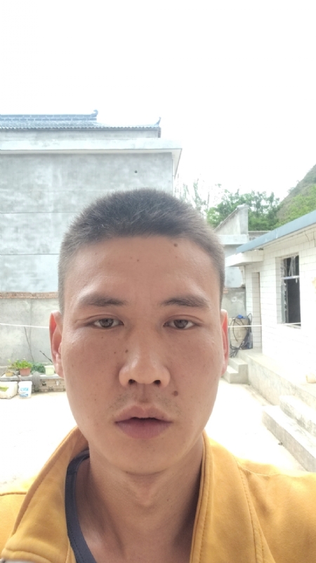 简单点的第一张照片--温州相亲服务中心