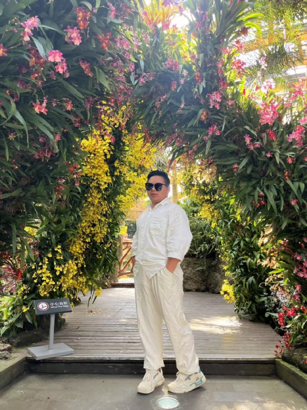 少一点的第一张照片--温州相亲服务中心