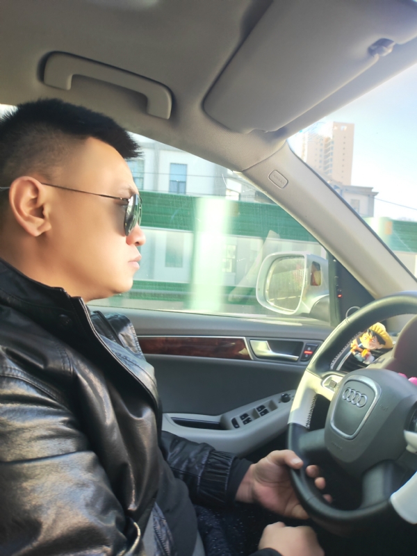 Mr陈的第一张照片--温州相亲服务中心