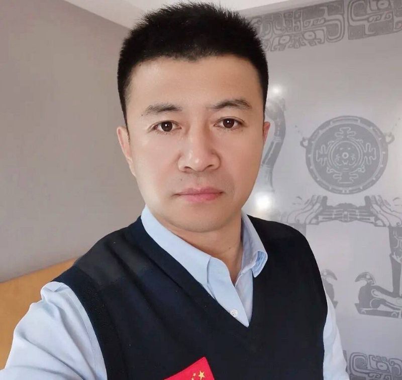 生在红旗下的第二张照片--温州相亲服务中心