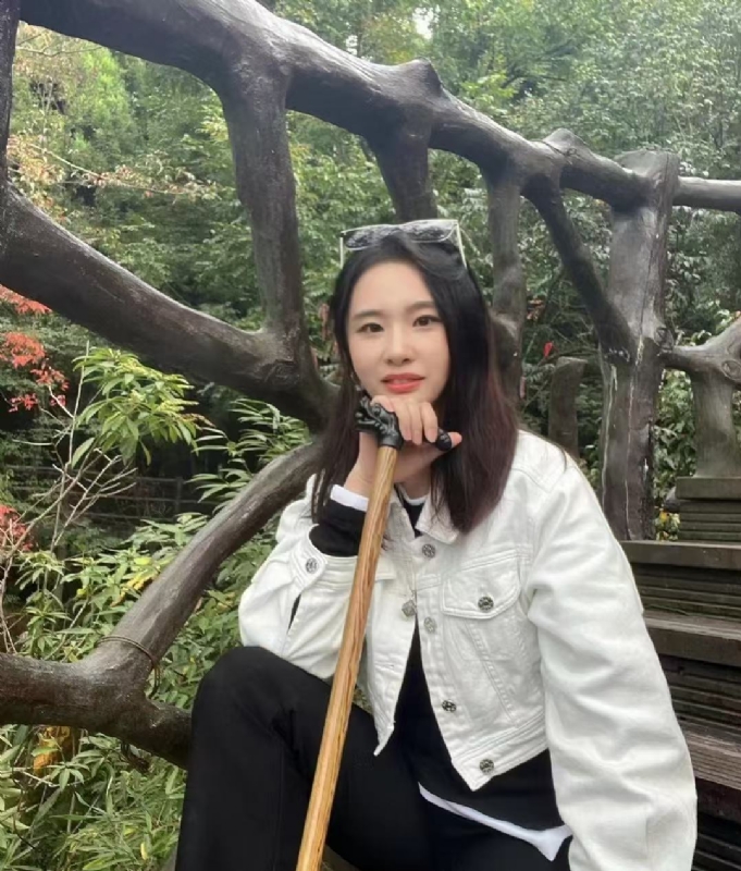 琪琪的第一张照片--温州相亲服务中心