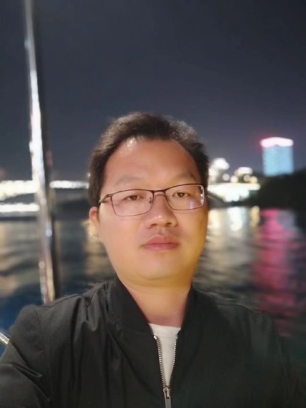 祝你平安的第一张照片--温州相亲服务中心