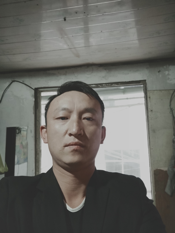 放弃爱你的第一张照片--温州相亲服务中心