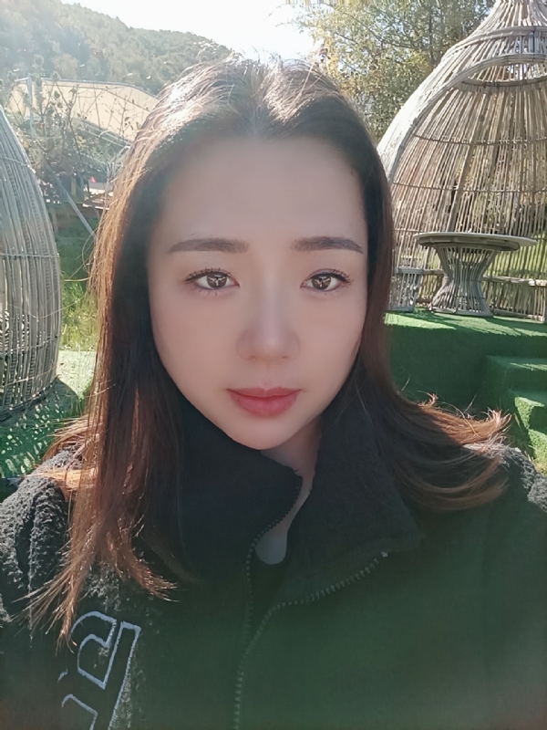 阿燕的第一张照片--温州相亲服务中心