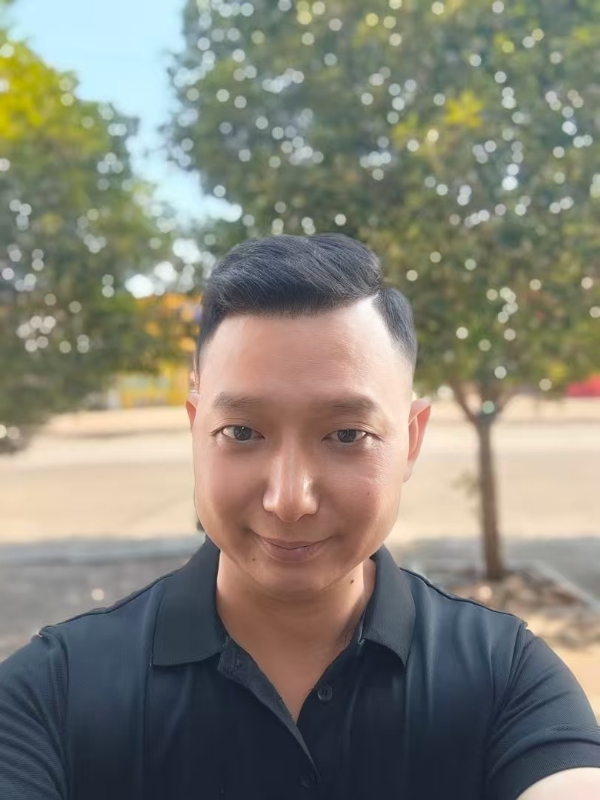 巷子里的猫的第一张照片--温州相亲服务中心