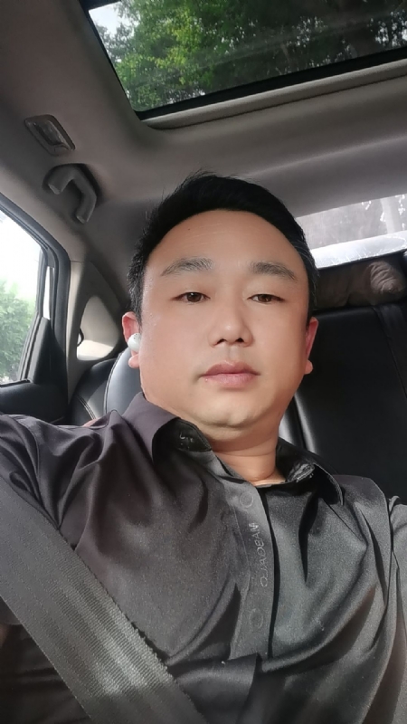 老烽的第一张照片--温州相亲服务中心