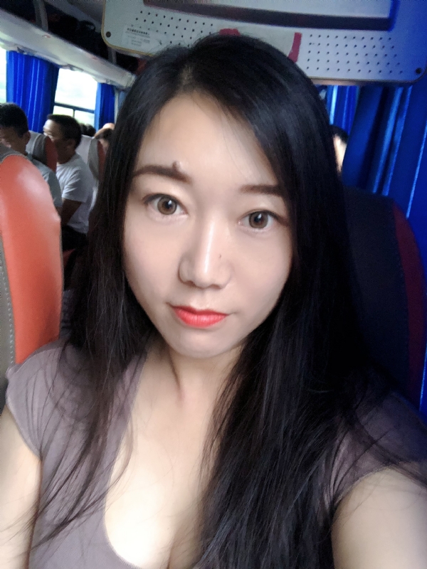 杨杨的第一张照片--温州相亲服务中心