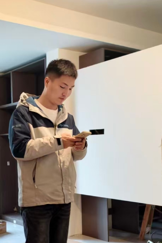 熊展的第一张照片--温州相亲服务中心