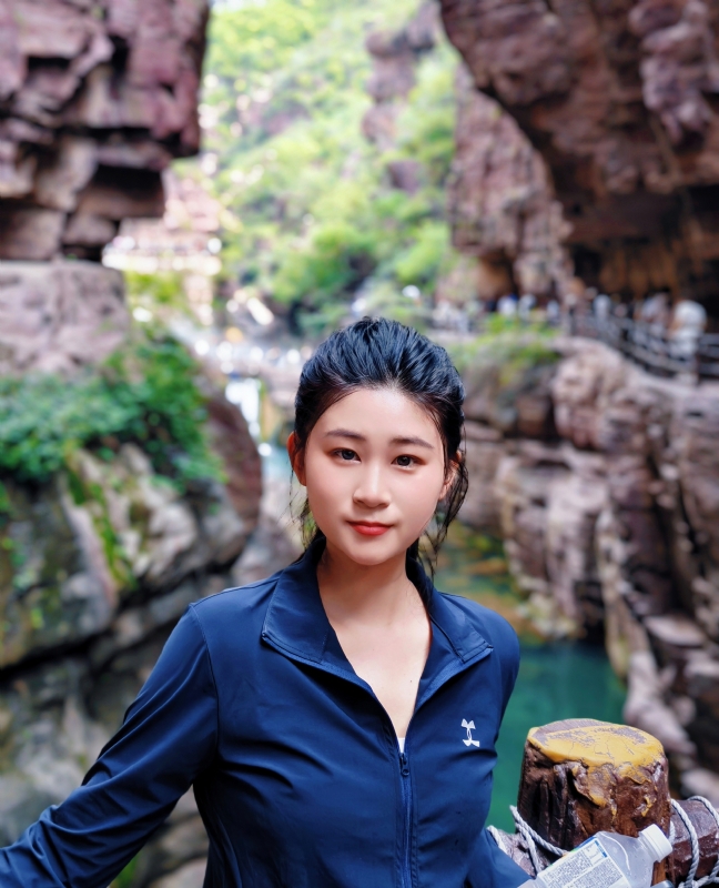 小S的第二张照片--温州相亲服务中心